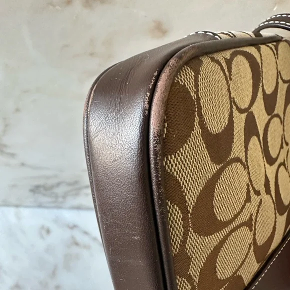 Small Coach Crossbody Bag - Picture 5 of 7